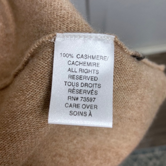 Raffi 100% Cashmere Oversized Cowl Neck Sweater Wrap Poncho One Size Tan Beige - Picture 8 of 9